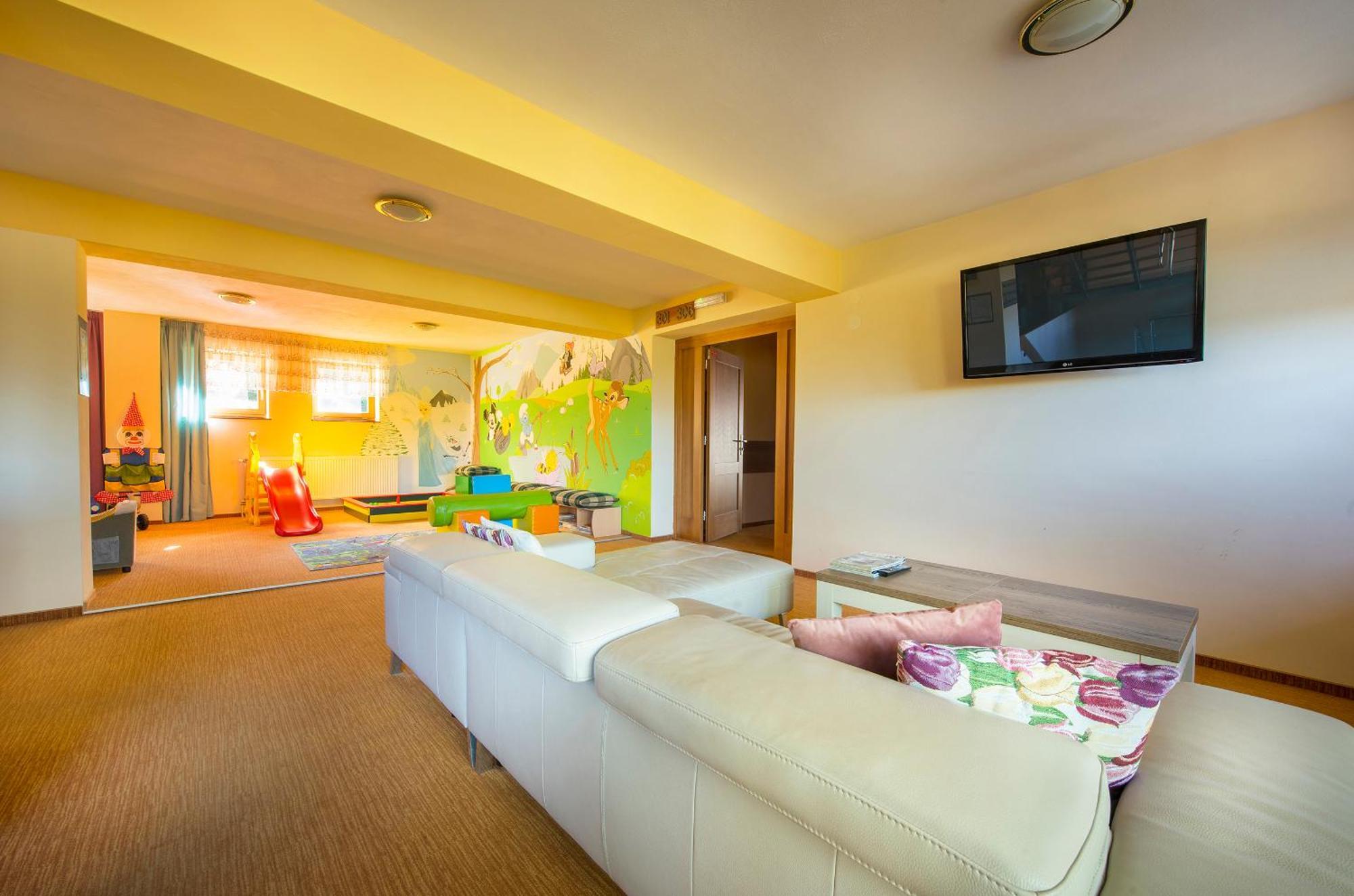 Hotel Bystrina Демяновская долина Экстерьер фото